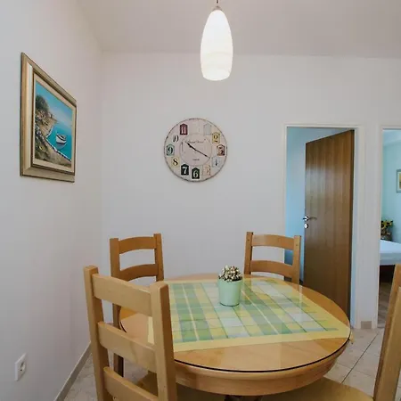 Marinela Apartament *